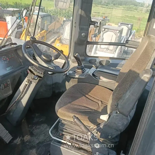 Used Loader Detail 3