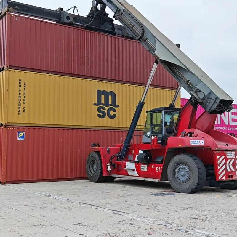 Excellent Used Kalmar Drt450 Reach Stacker with Ergonomic Spirit Delta Cab