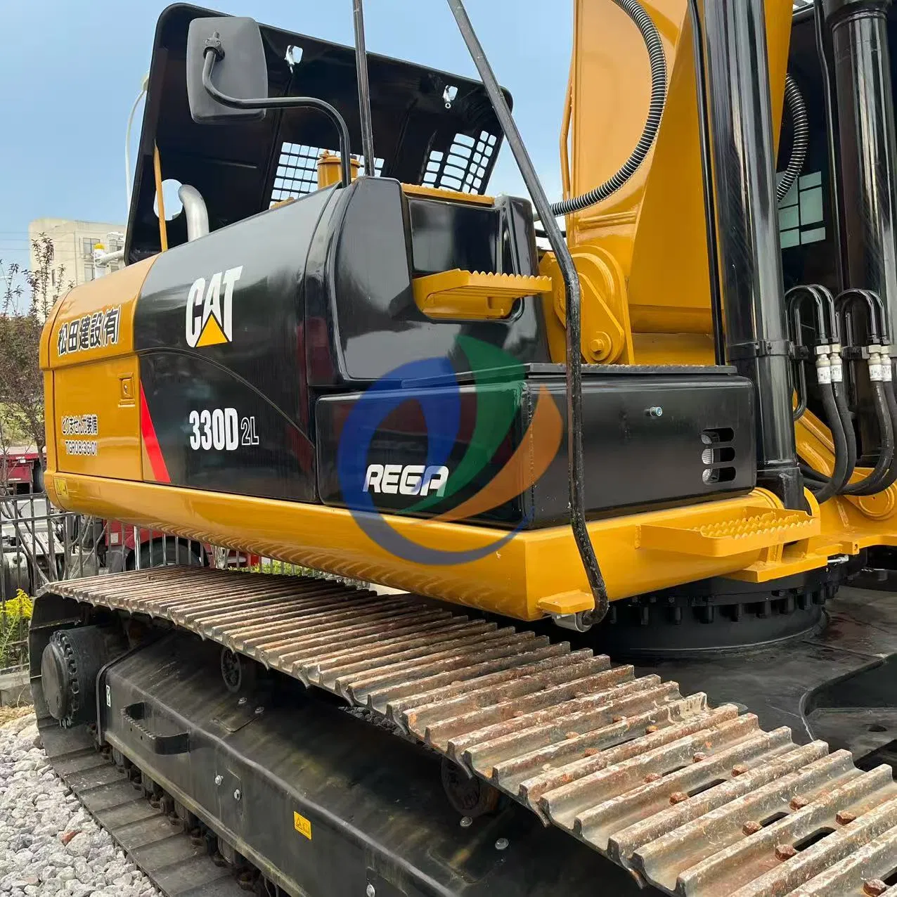 Secondhand Cat 330d Excavator Durable Rugged Sturdy Digger for Harsh Mining &amp; Demolition