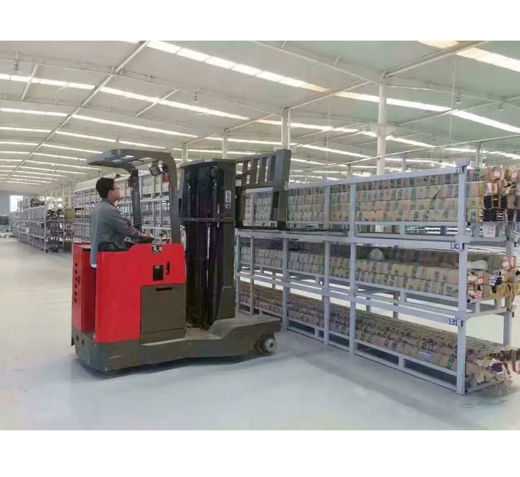 2.5t Four Directional Electric Sideloader Forklift for Aluminum Steels Pipes