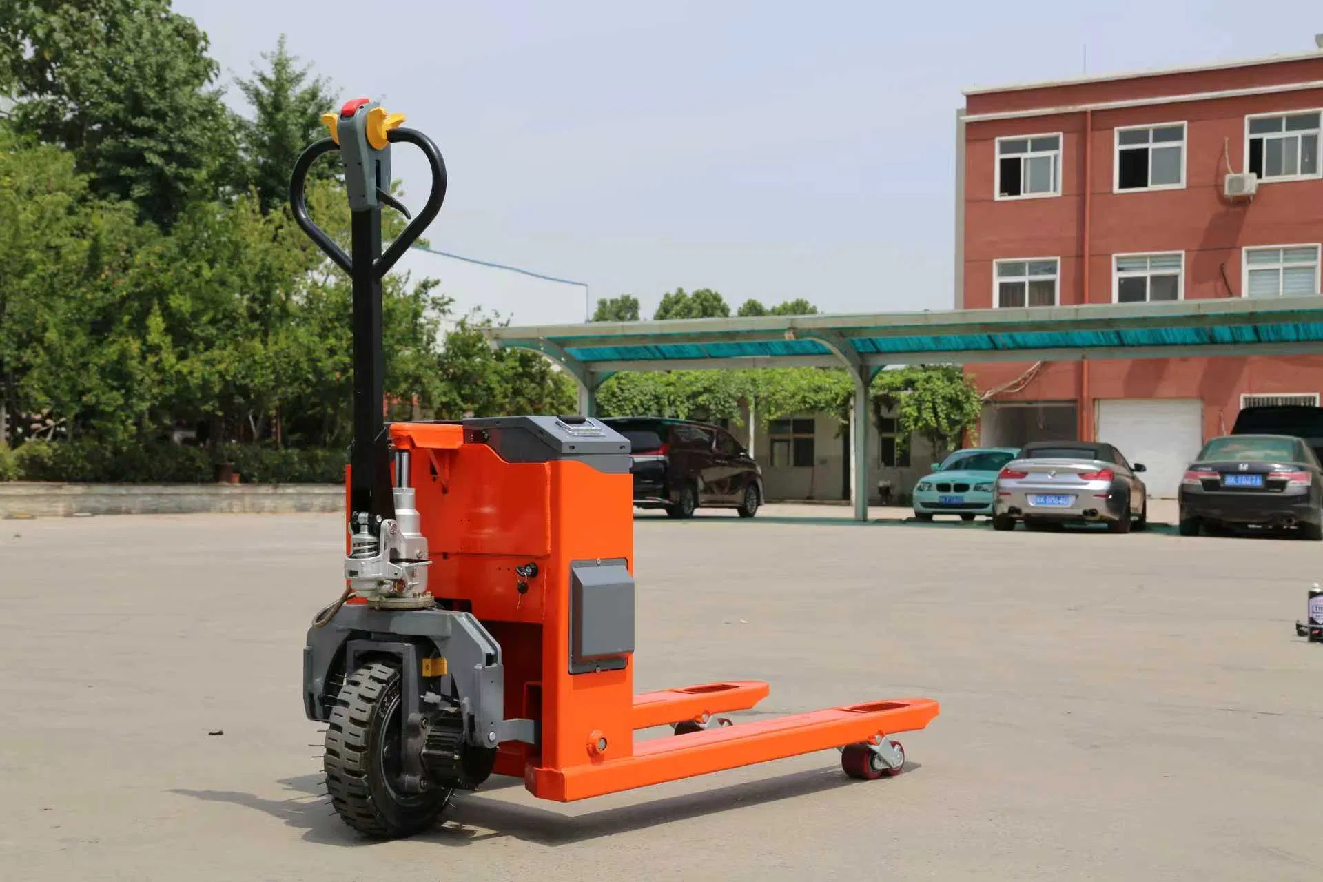 off-Road Electric Pallet Jack Versatile Electric Pallet Truc for Heavy Loading