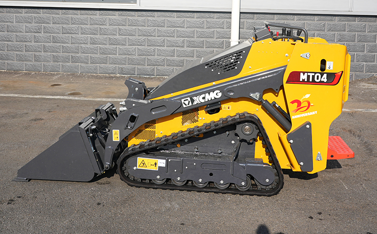 XCMG Official New Mini Track Loader Stand Behind Crawler EPA Compact Skid Steer Loader for Sale