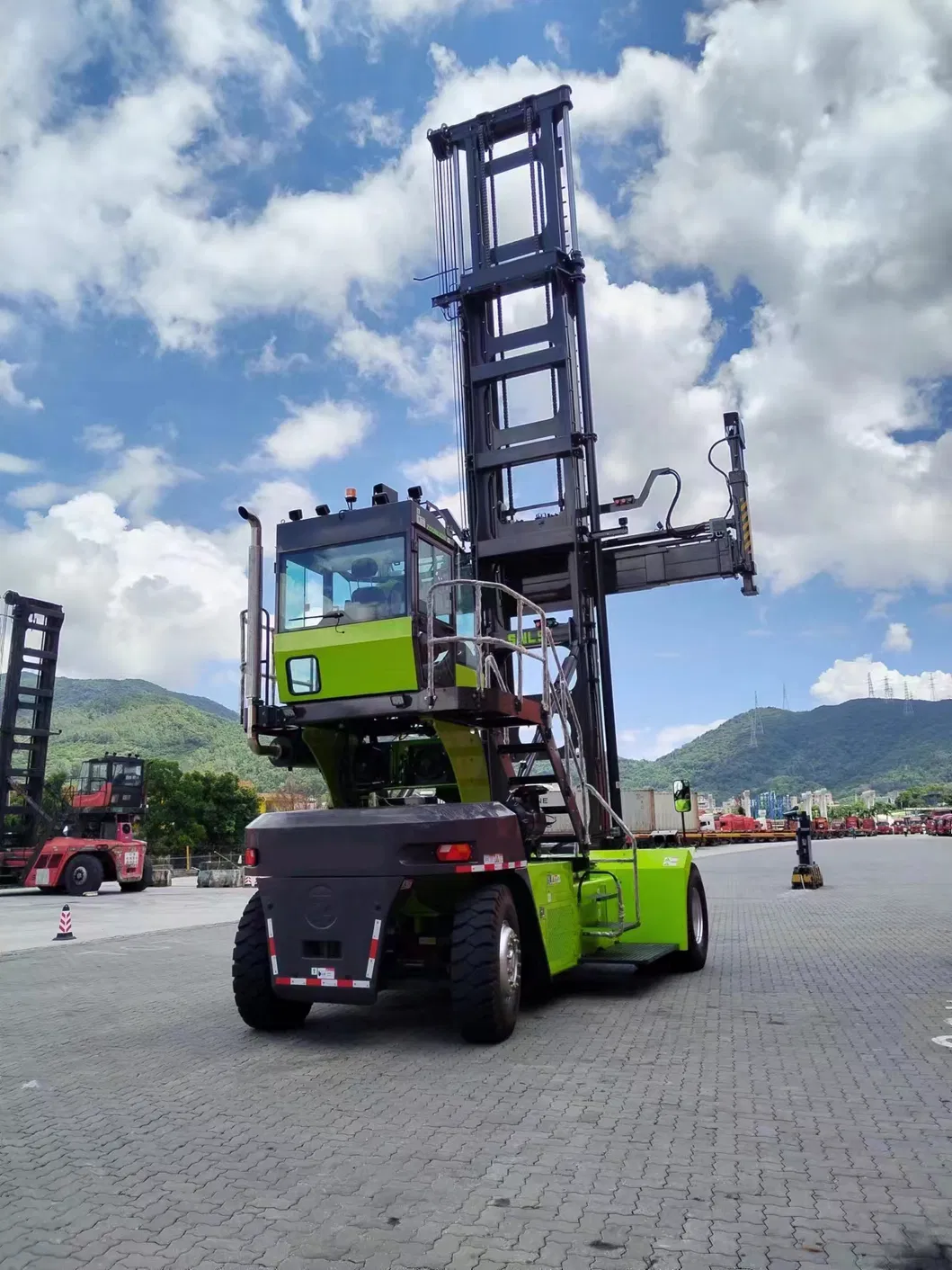 9ton Empty Container Handler