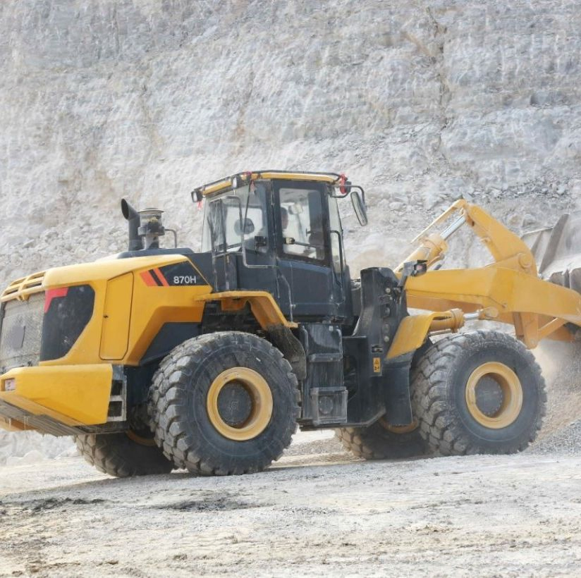 Hot Selling Liugong Loader 7 Ton Wheel Loader 4.5cbm Bucket 870h Loader Front End Loader with Favorable Price