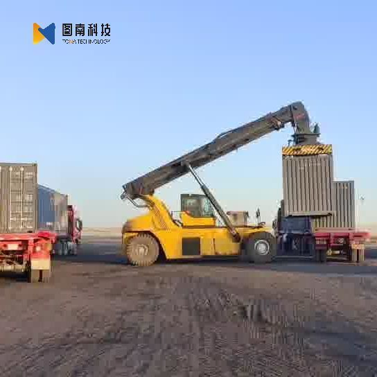 Powerful Container Reach Stacker with High Lifting Capacity