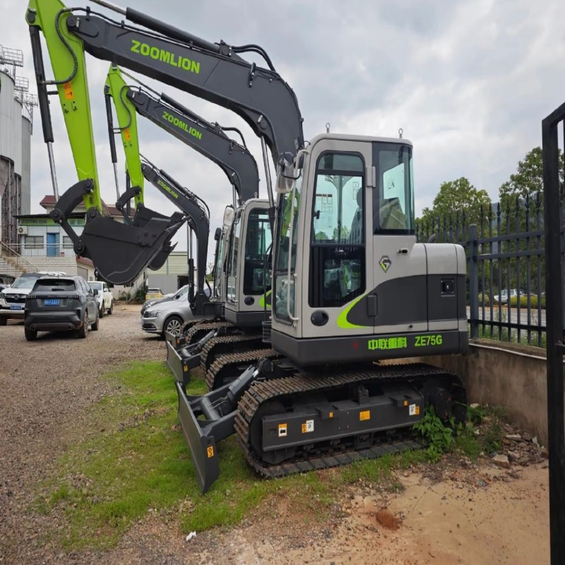 Efficient China Ze75g Excavator for Construction and Demolition Work