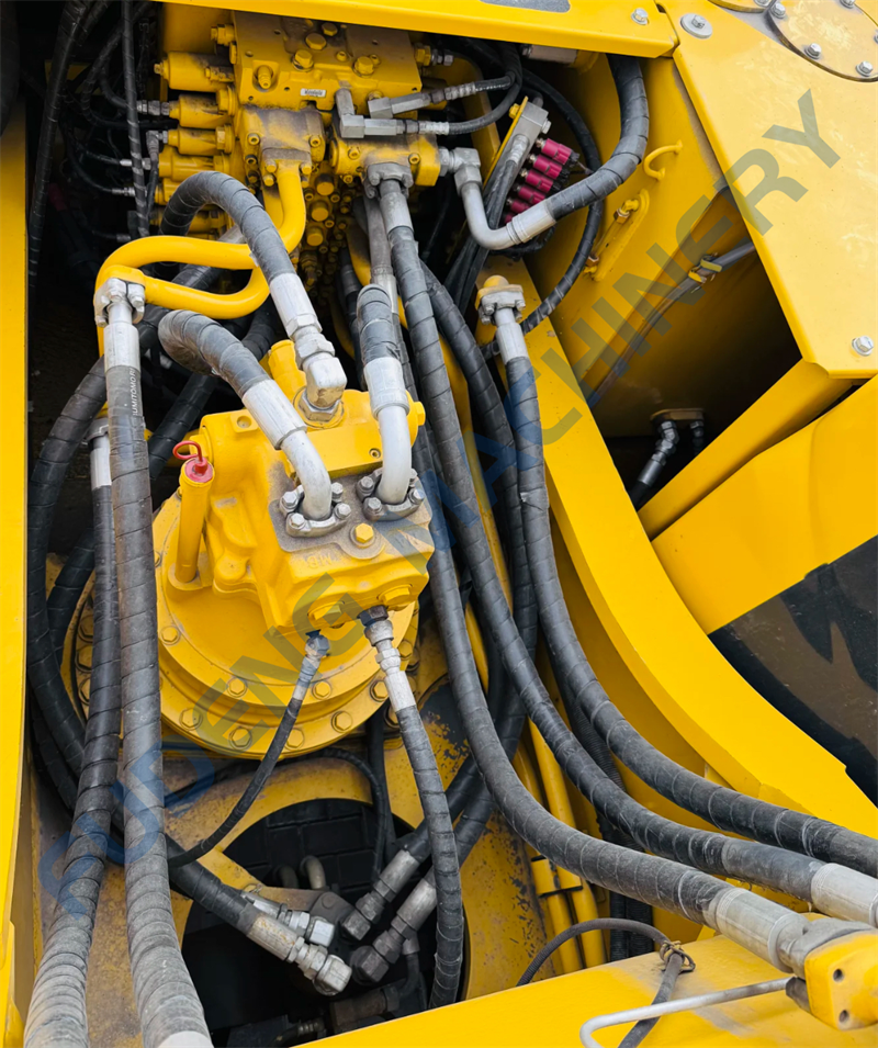 PC300 Excavator Display 2