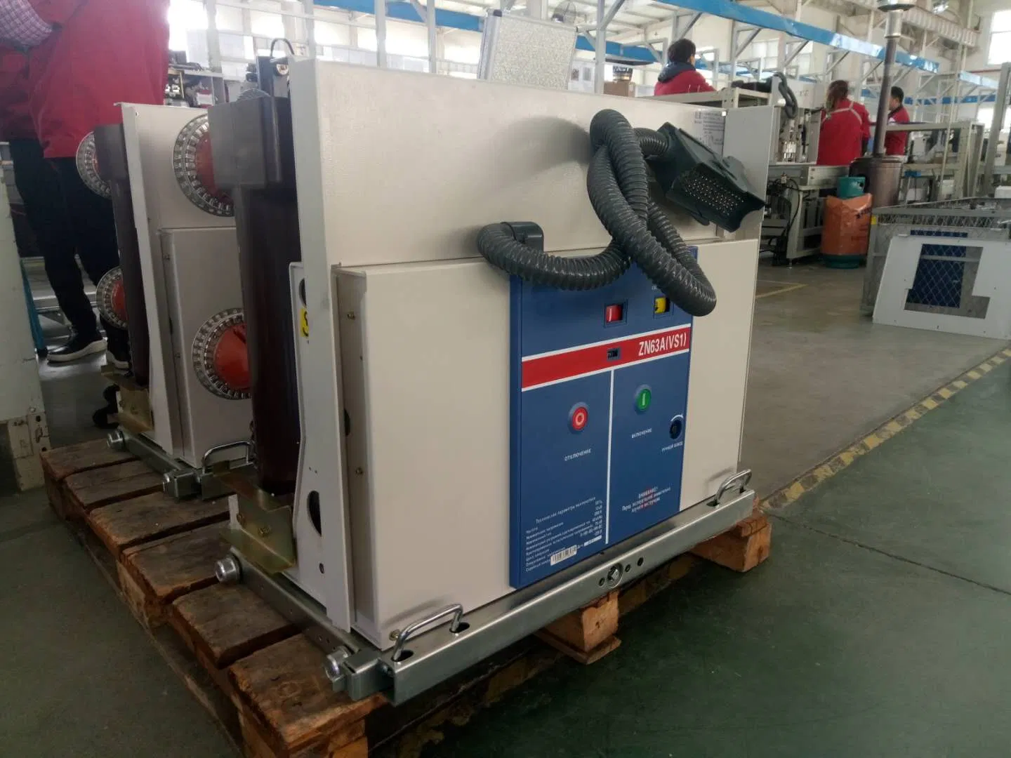 Venta Caliente VIB1-12kv Interruptor de Circuito de Vacío de Alta Tensión para Interior con Polos Empotrados