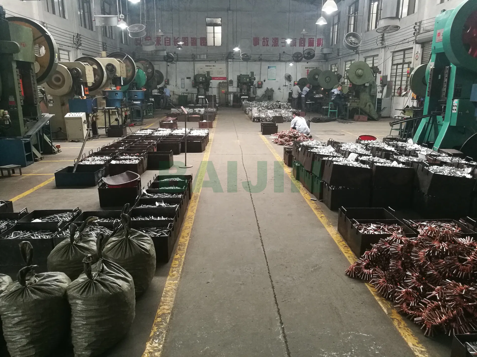 Abrazadera de aluminio de alta resistencia para suspensión de conductor de línea de transmisión