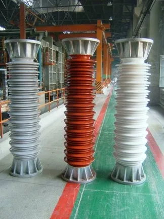 Precio de fábrica Aislante eléctrico de sobrecarga 20kN Aislante de porcelana para postes de línea en subestación