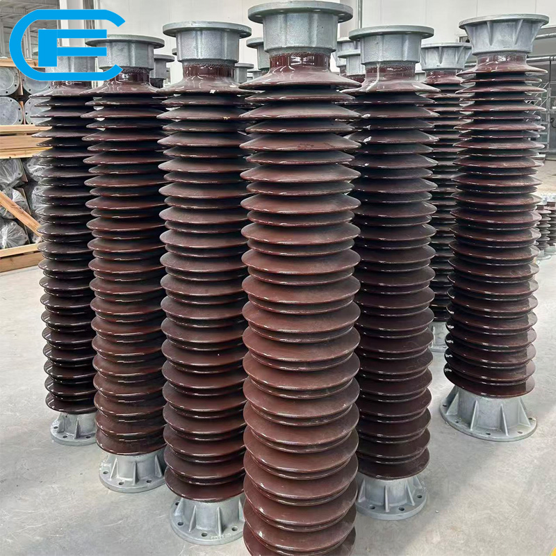 C10-17050 Tres Secciones 550kv Norma IEC Aislador de Porcelana de Núcleo Sólido