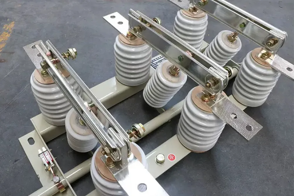 12kv Interruptor de Puesta a Tierra de Alta Tensión Interior Categorías de Productos de Media y Alta Tensión