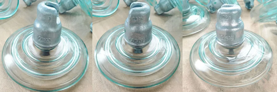 Cadena de aisladores de vidrio instalados