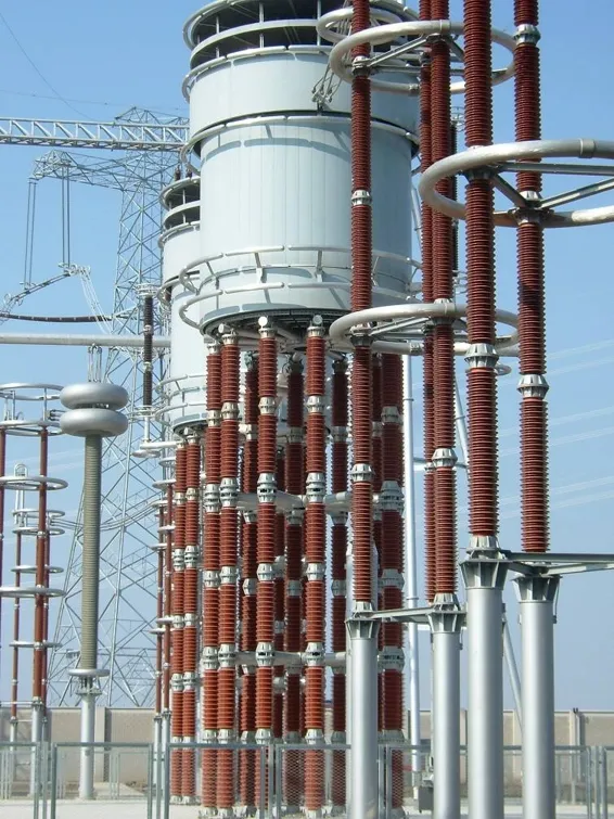 C10-17050 Tres Secciones 550kv Norma IEC Aislador de Porcelana de Núcleo Sólido