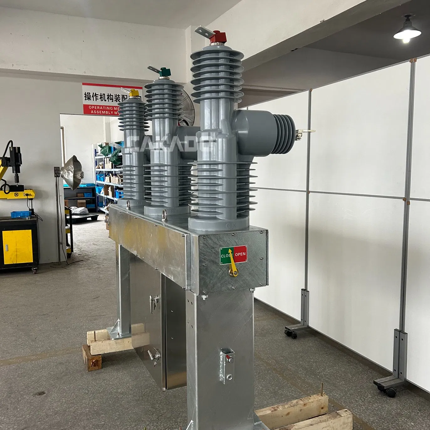 Estación de Potencia de Alta Tensión al Aire Interruptor Hv 33kv 35kv 36kv 3 Fase Interruptor Eléctrico de Vacío de Alta Capacidad 630A 1250A Interruptor