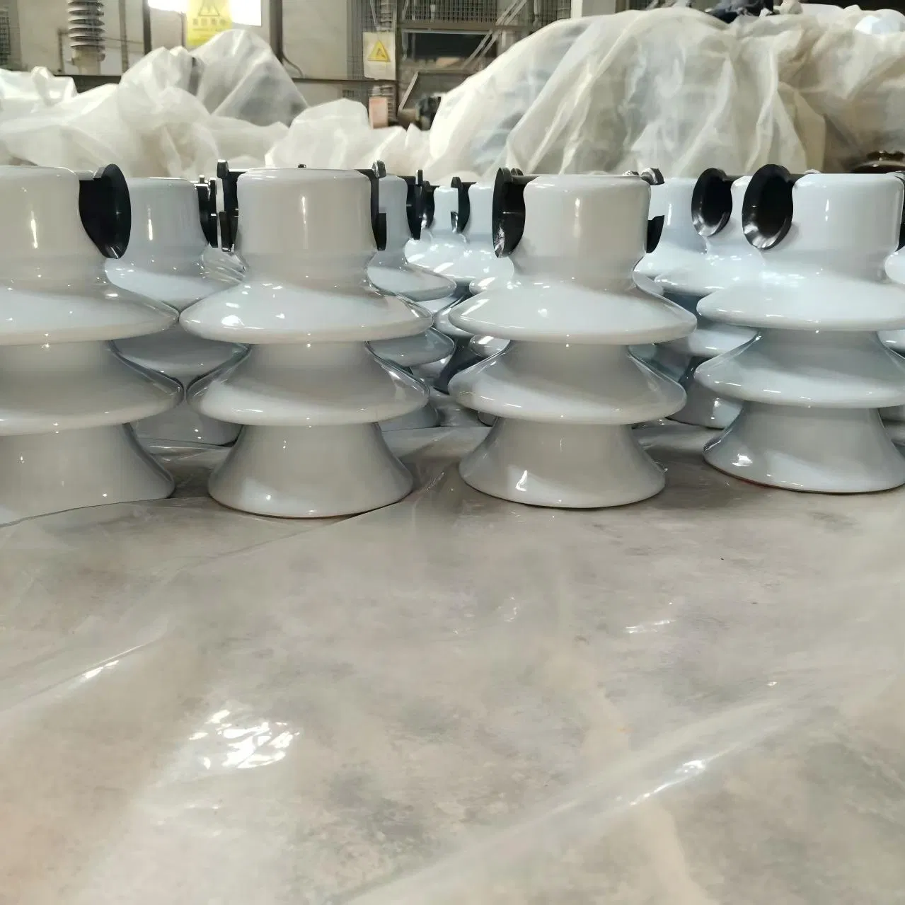 ANSI 52-4 Aislador de Poste de Cerámica Porcelánica de Alta Tensión
