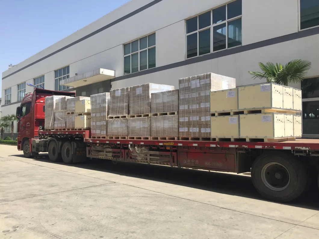 Interruptor de Circuito de Vacío de Alta Tensión Tipo 12kv con Postes Empotrados