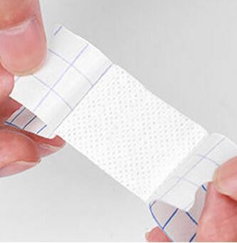 Non-Woven Bandage Waterproof Adhesive Wound Dressing Rolled