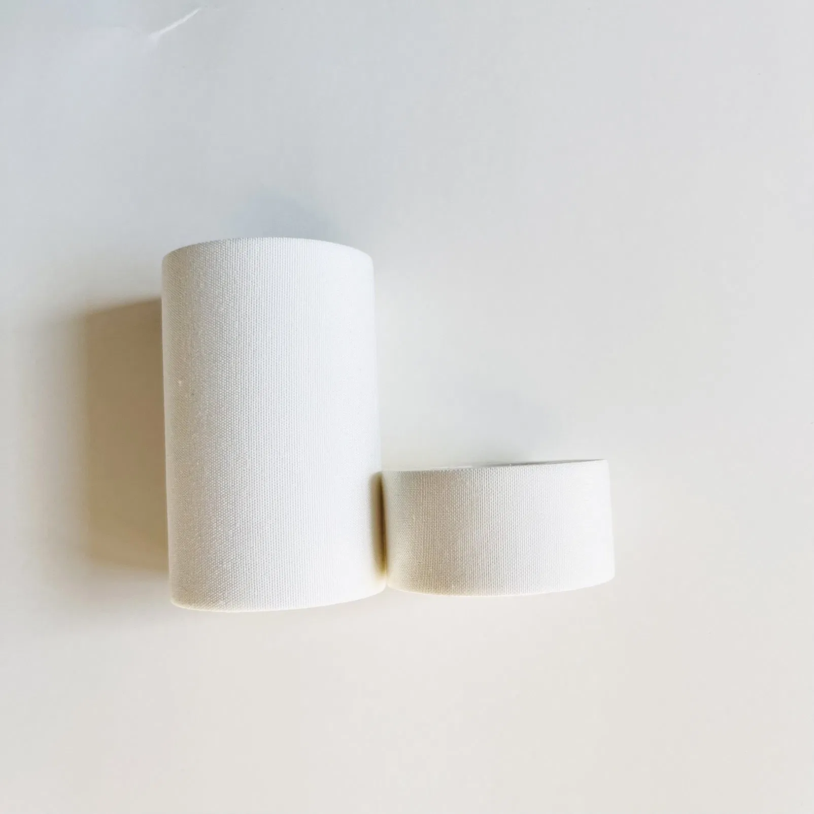 OEM Zinc Oxide Tape, Easy Tear Athletic Tape, Strong Adhesive Rigid Strapping Tape for Sports Injury Fix Support