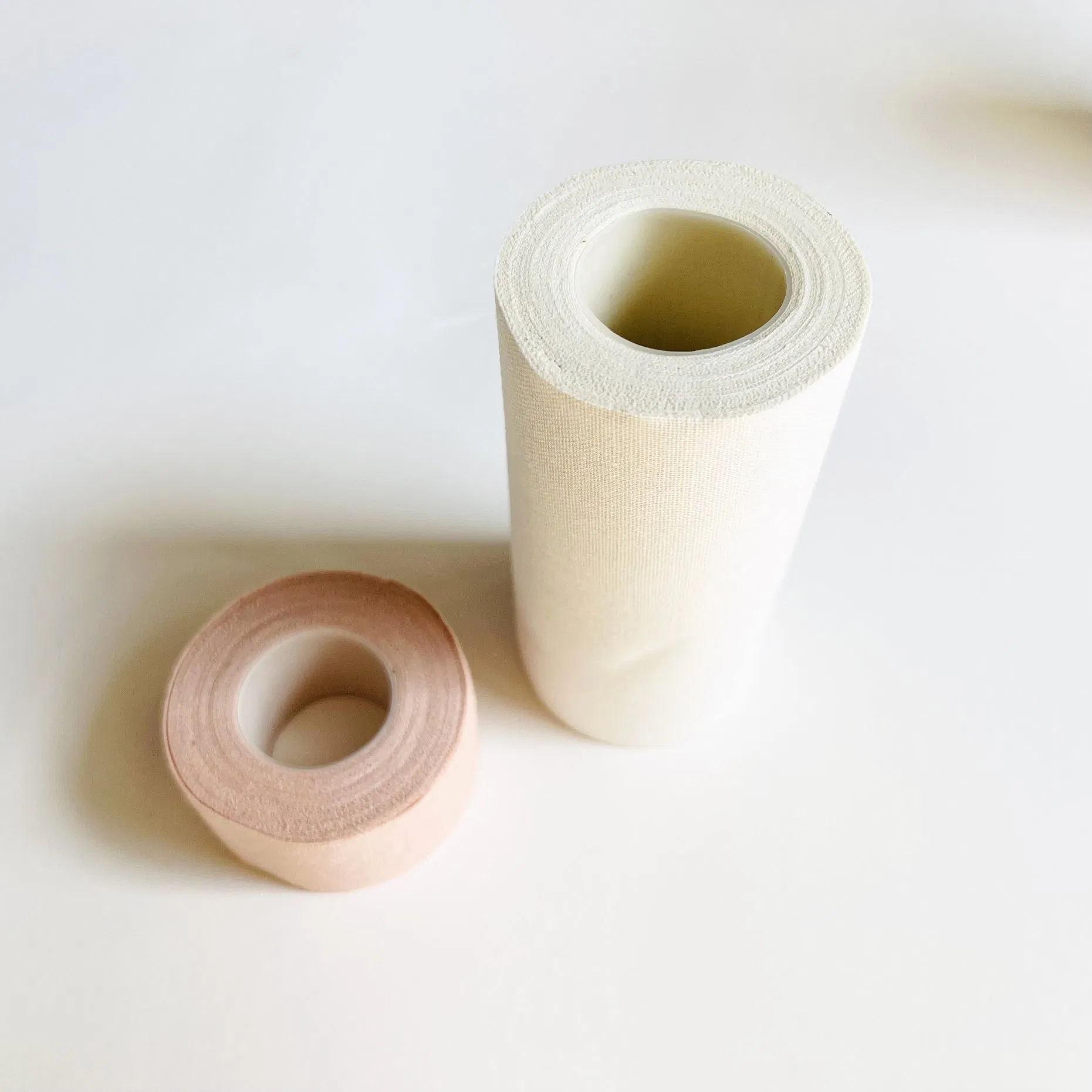 OEM Zinc Oxide Tape, Easy Tear Athletic Tape, Strong Adhesive Rigid Strapping Tape for Sports Injury Fix Support