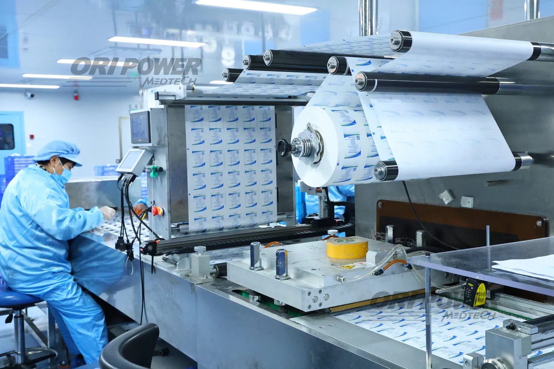 Ori-Power Outdoor First Aid Kit with First Aid Bandage