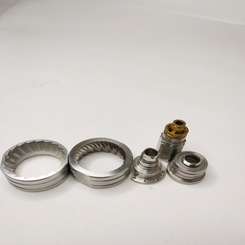 Titanium Plate for Orthopedic Implant | Medical CNC Machining