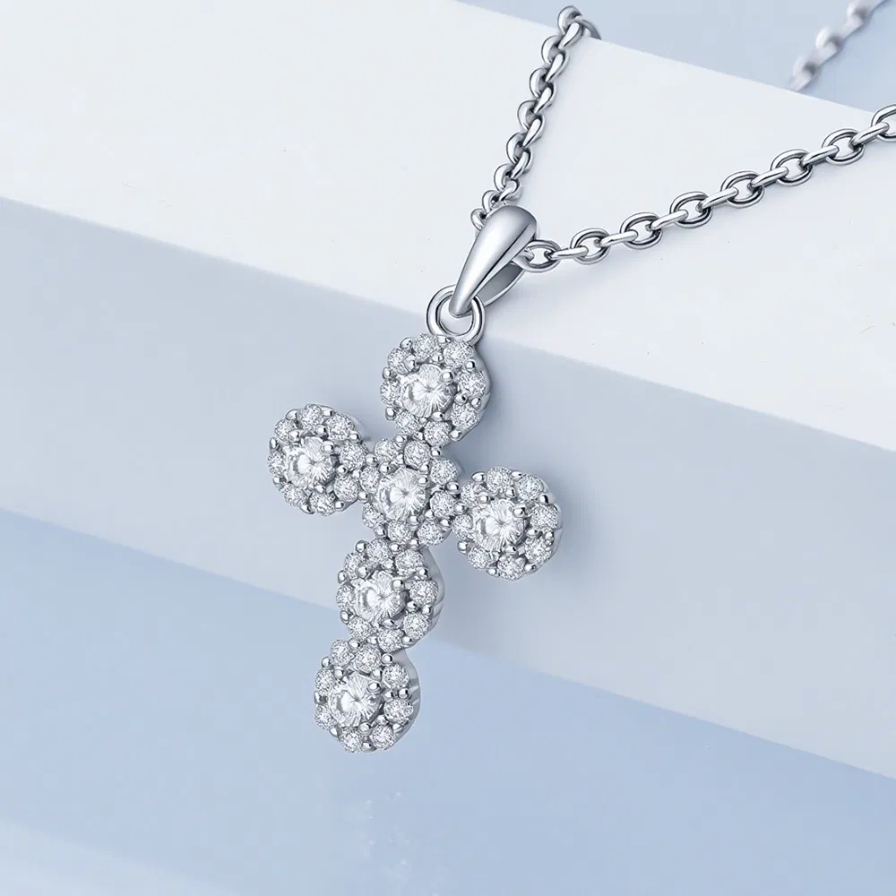 Sophisticated 925 Silver Fashion Hip Hop Moissanite Cross Hiphop Pendant