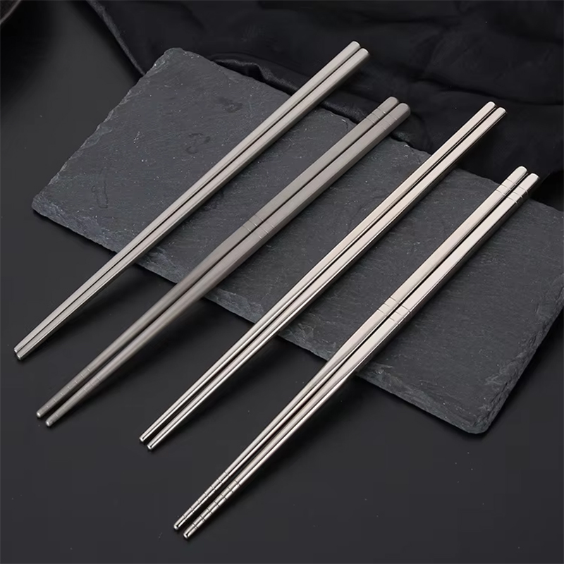 New Pure Titanium Chopsticks Household Wholesale Outdoor Tableware Light Luxury Retro Titanium Alloy Anti-Slip Heat-Resistant