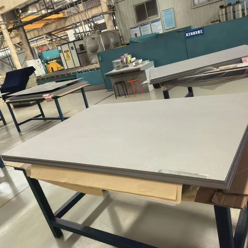 ASTM B551 Certified Biocompatible R60700 R60702 R60705 Zirconium Sheets for Healthcare