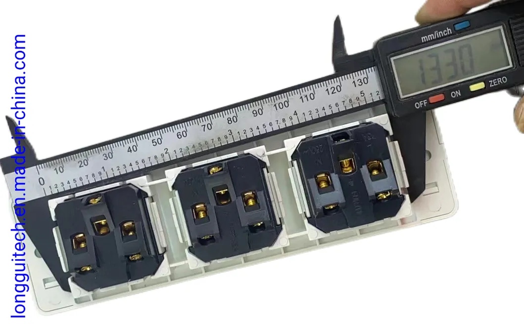 Smart Dual USB Power Strip Display 11