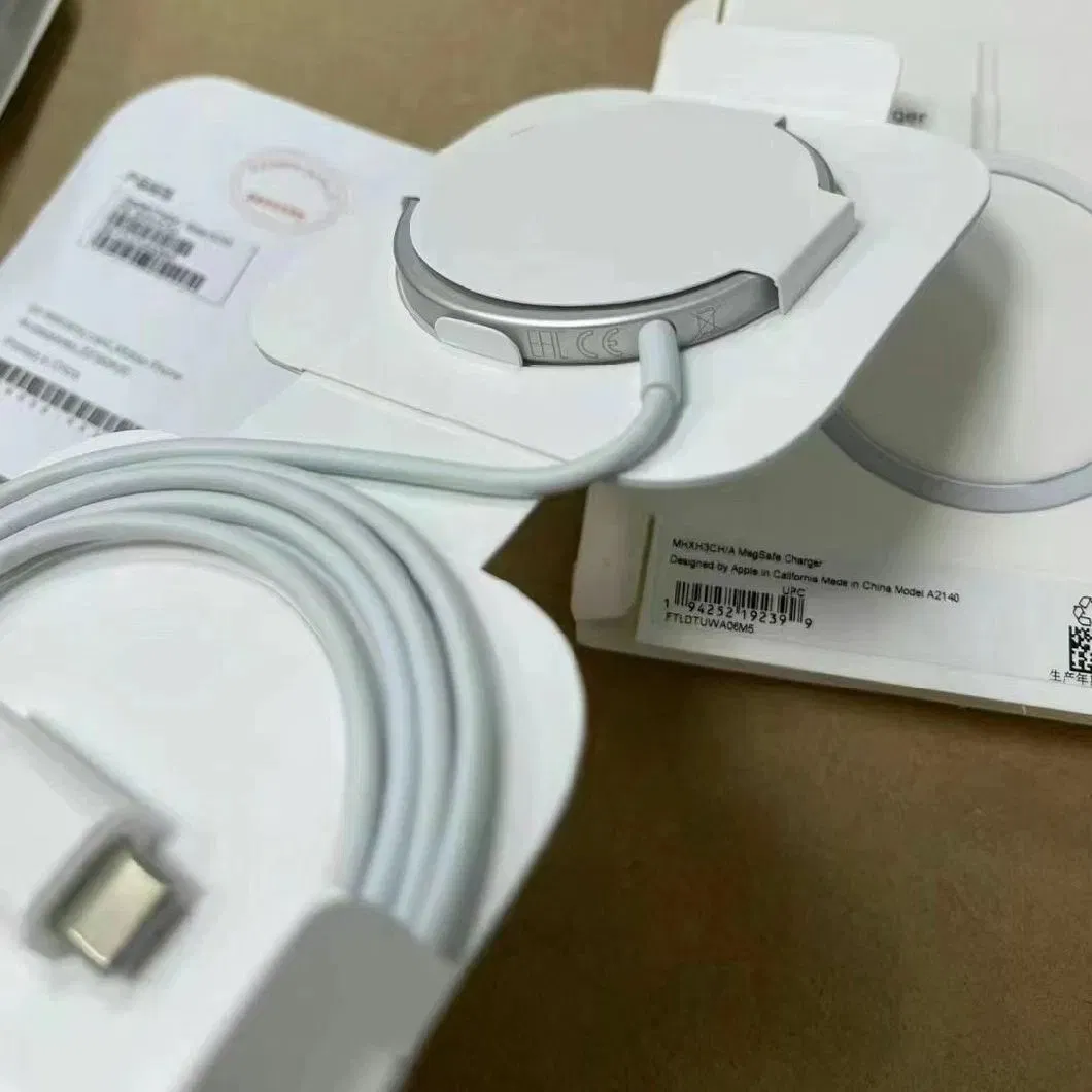 Portable Magnetic Wireless Charger for Fast Battery Storage and Charging