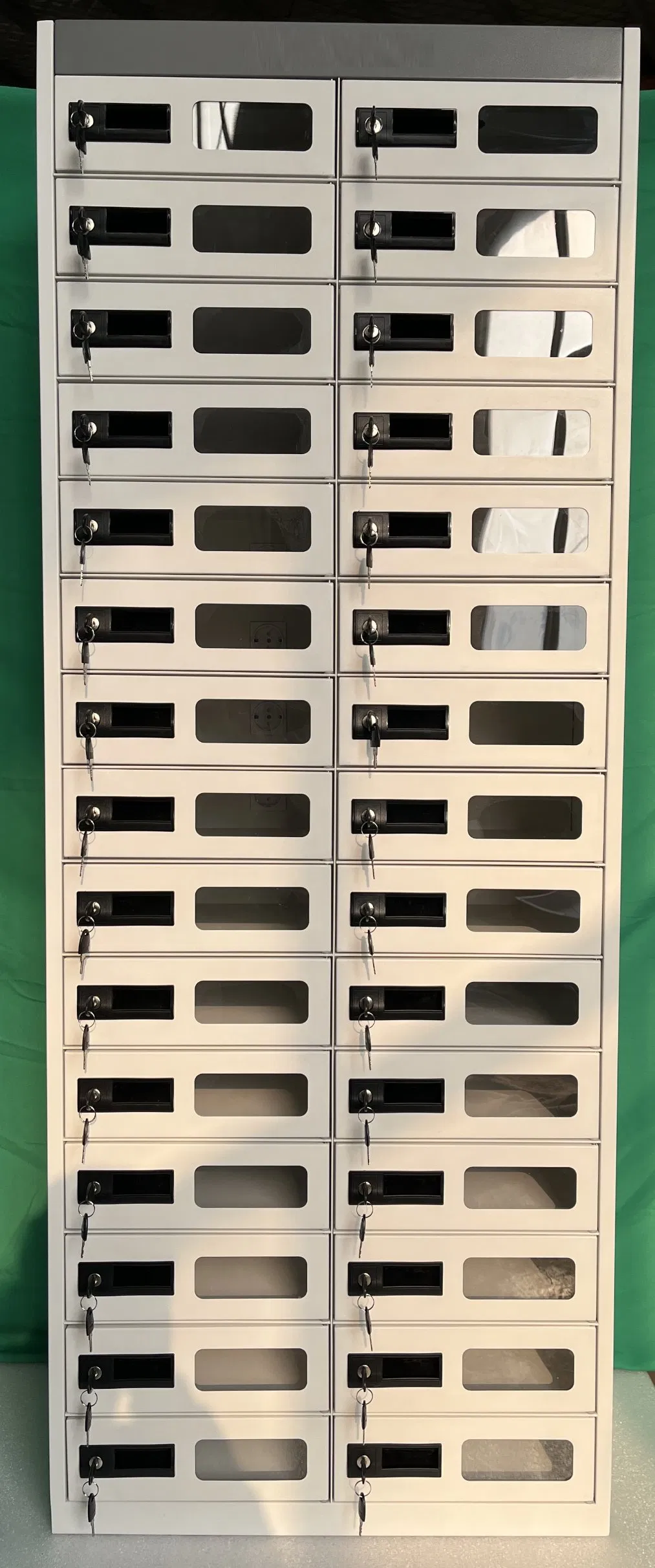 Smart Phone iPad Public Charging Locker for School and Public Place