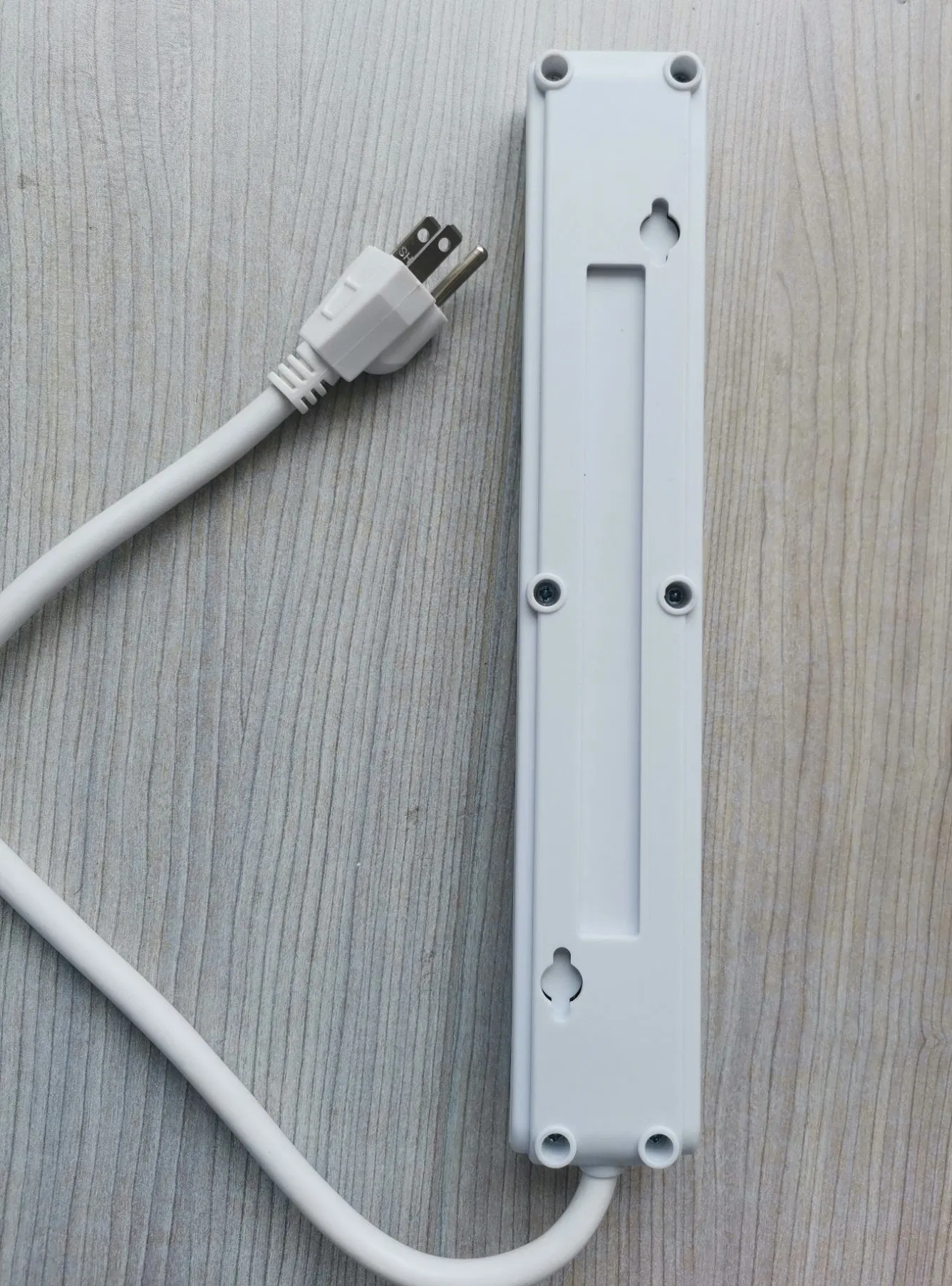 6 Outlet Surge Protector Power Strip with 2.1A USB