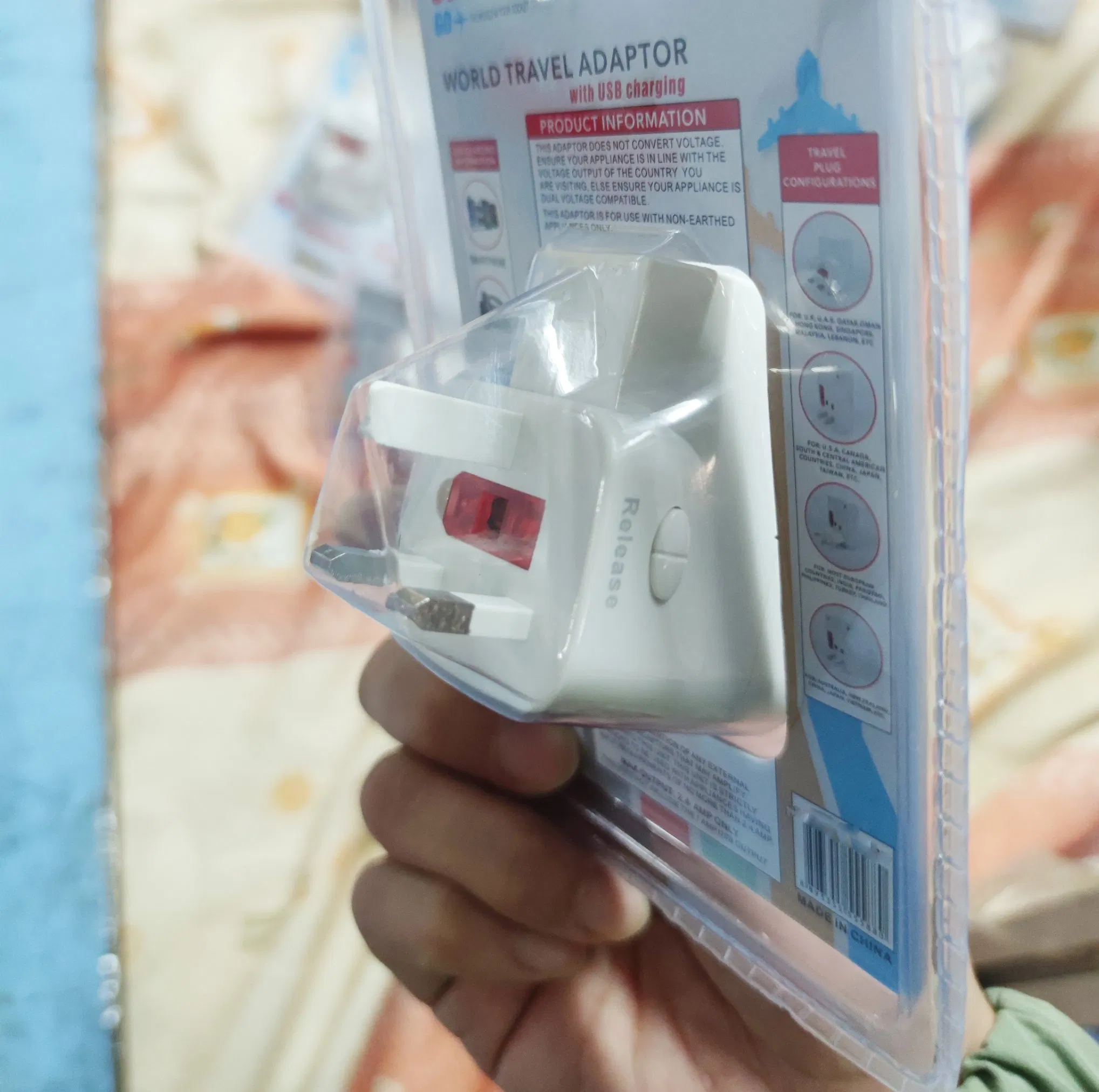 Customised Logo Electrical Plugs Socket Universal Travel USB Adaptor