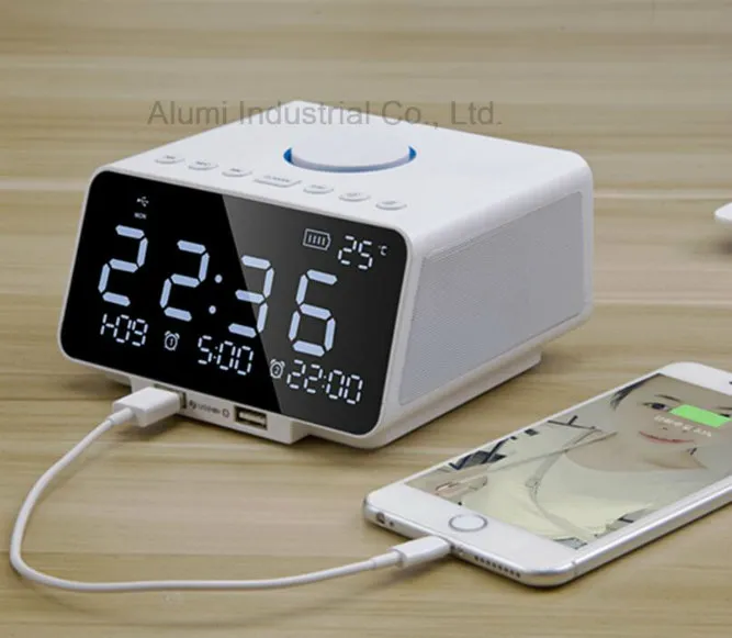 Desktop Alarm Clock Docking Station Detail 3