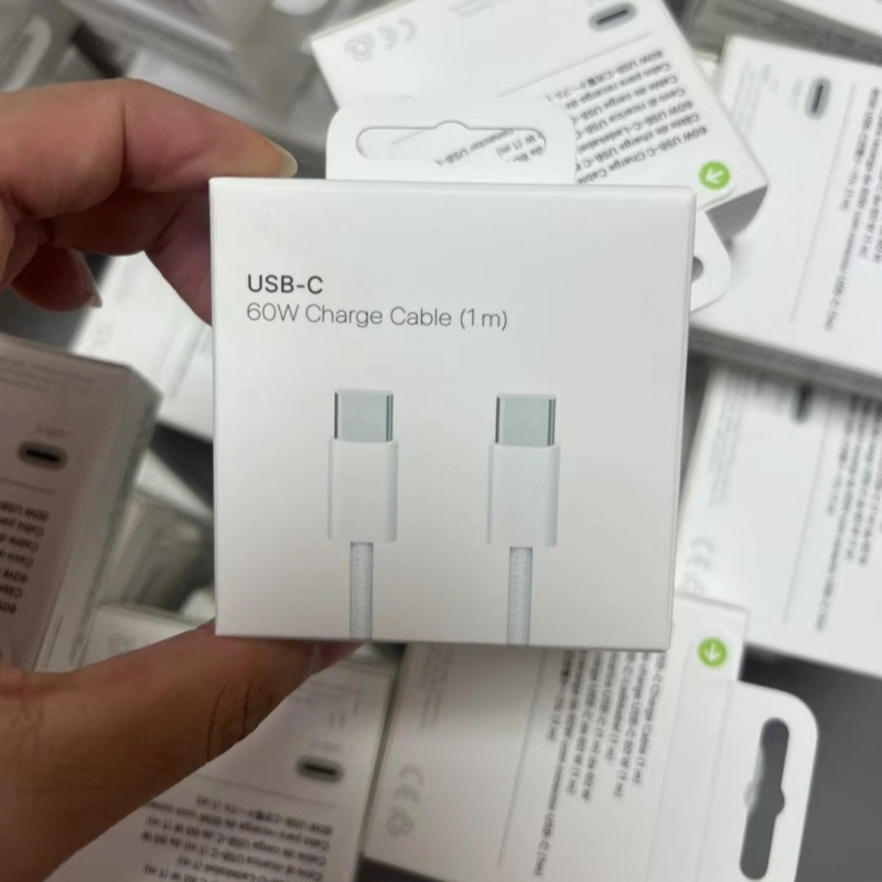 Wholesale 20W Charger with 3c Certification Pd Fast Charging Head, Phone 15 Type-C Data Cable