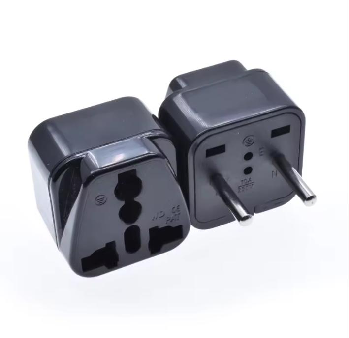 Hot Sale Hot Made in China Universal UK Aus Us Small South Africa to EU Adaptor Travel Charge Power Plug Adapter