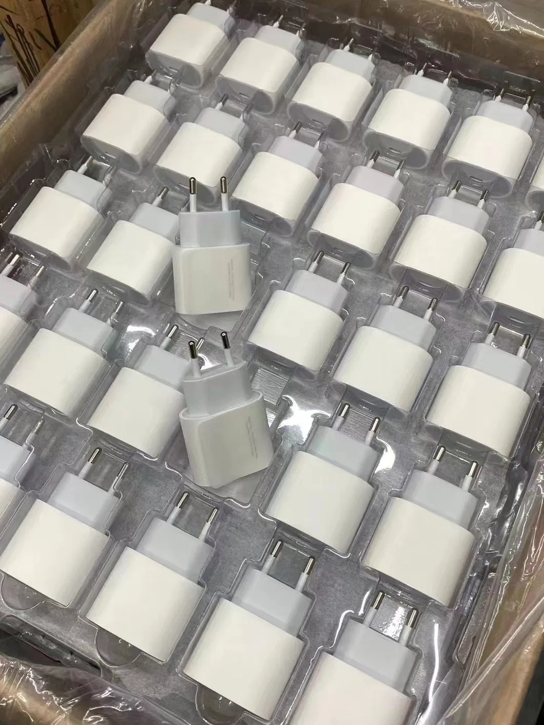 20W PD Fast Charger Detail 6