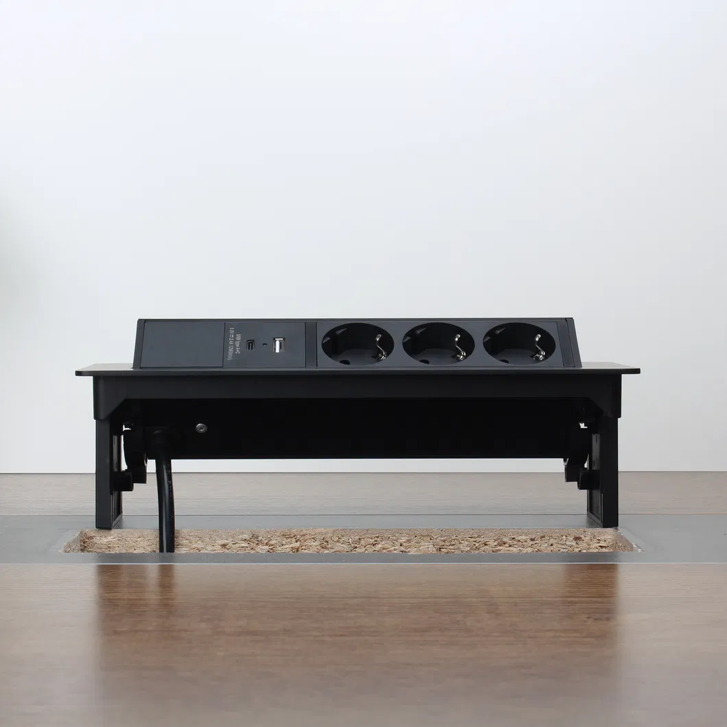 Retractable Table Power Strip with USB-C