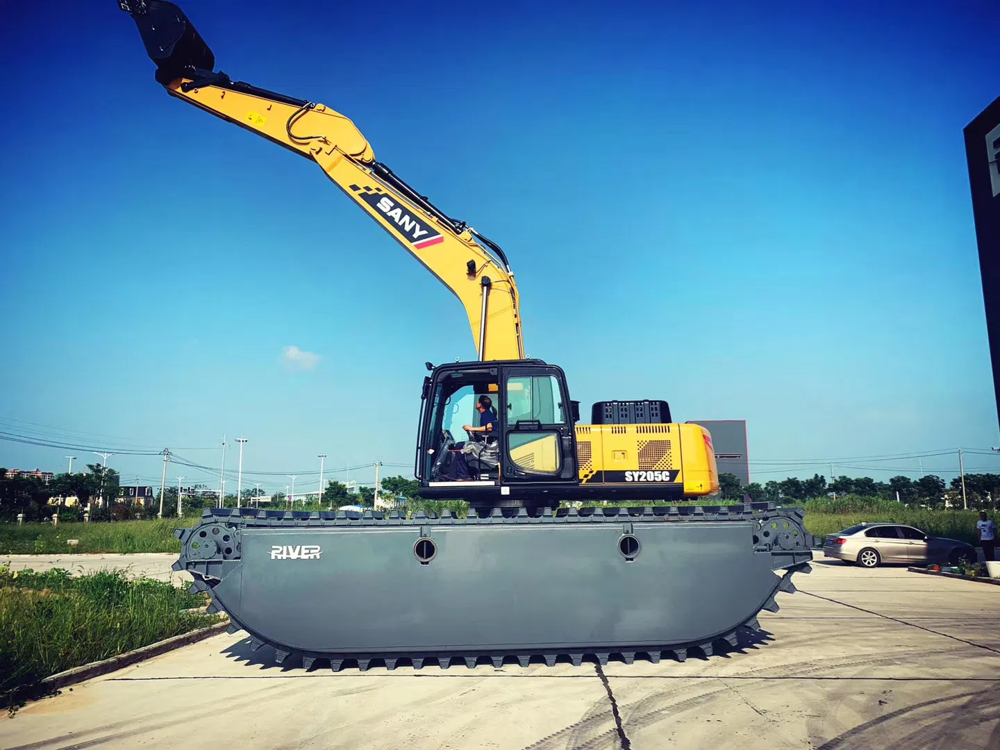 Sy205c Amphibious Excavator Swamp Buggy Underwater Excavator with Floating Pontoon