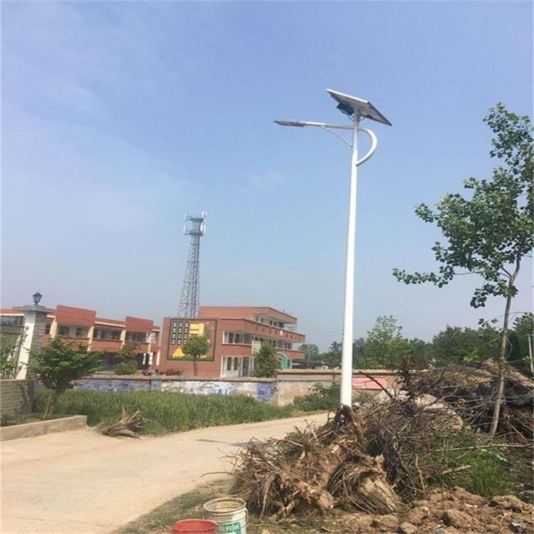 Modern Solar Street Lighting Systems for Smart City Projects