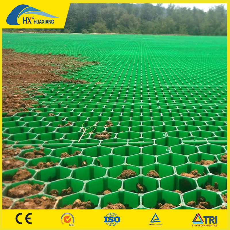 Green HDPE Plastic Grass Pavers for Pedestrian Path Construction