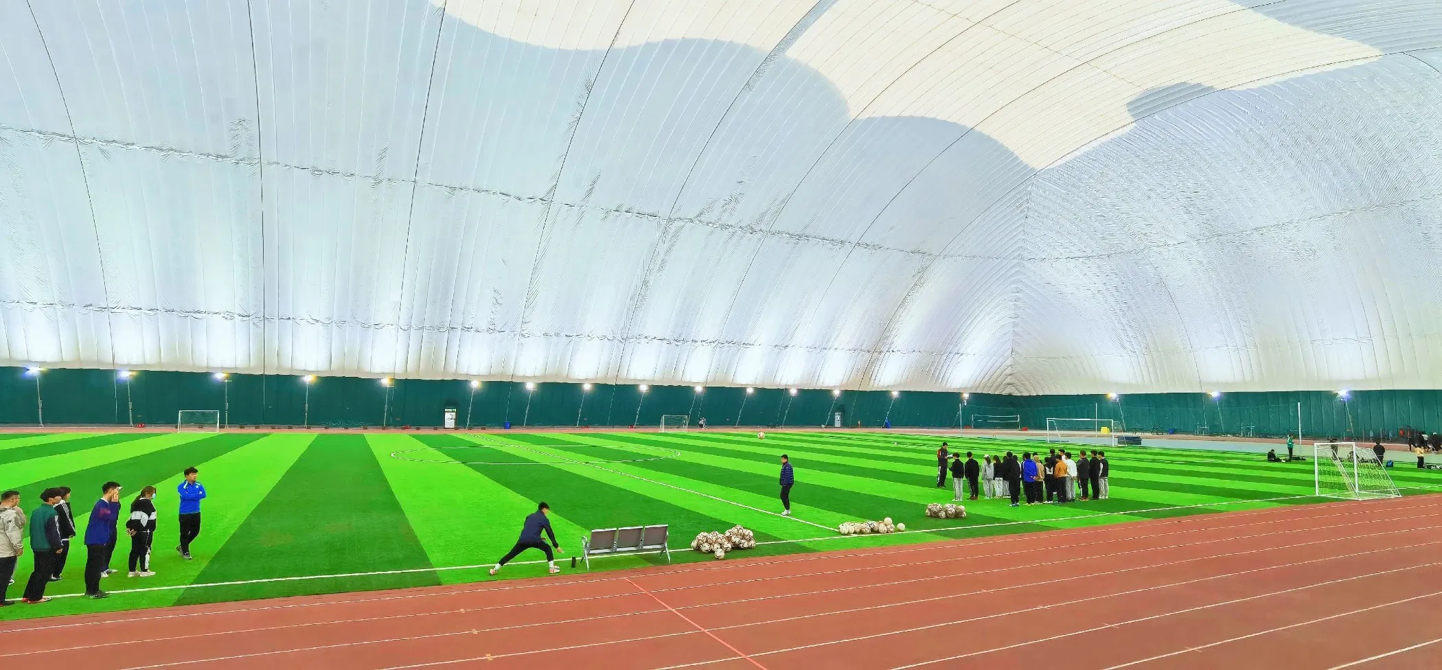Building Material Air Membrane Structure Sport Air Dome Inflatable Soccer Stadium