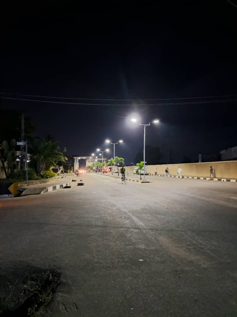 3years Warranty All in One Solar LED Street Lighting IP65 Outdoor Waterproof 30W 40W 60W 80W 100W 120W with Microwave Induction