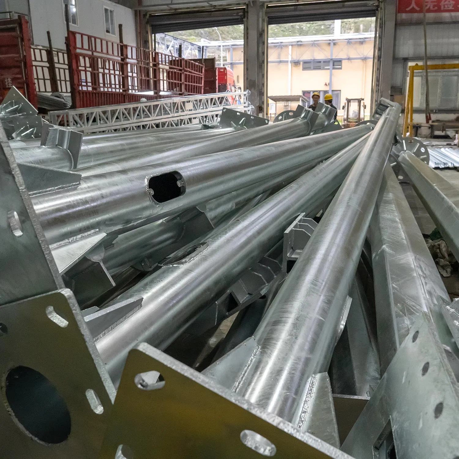 Solar LED Street Lighting with Galvanized Lighting Pole High Quality Moudle Lamp