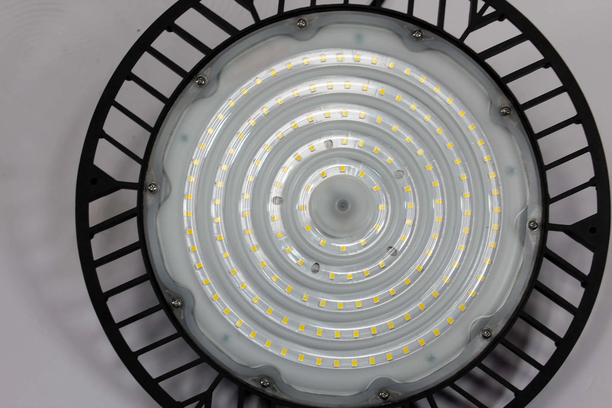 IP65 150W Round LED Industrial Warehouse Sports Ground High Bay Lighting