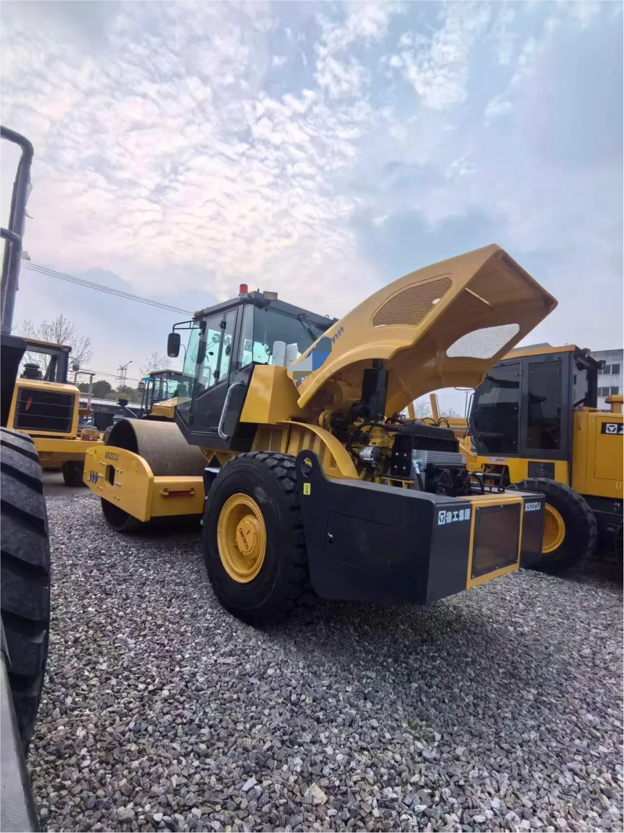 Ultra Compact Used Tandem Roller for Sidewalk and Pedestrian Path Paving