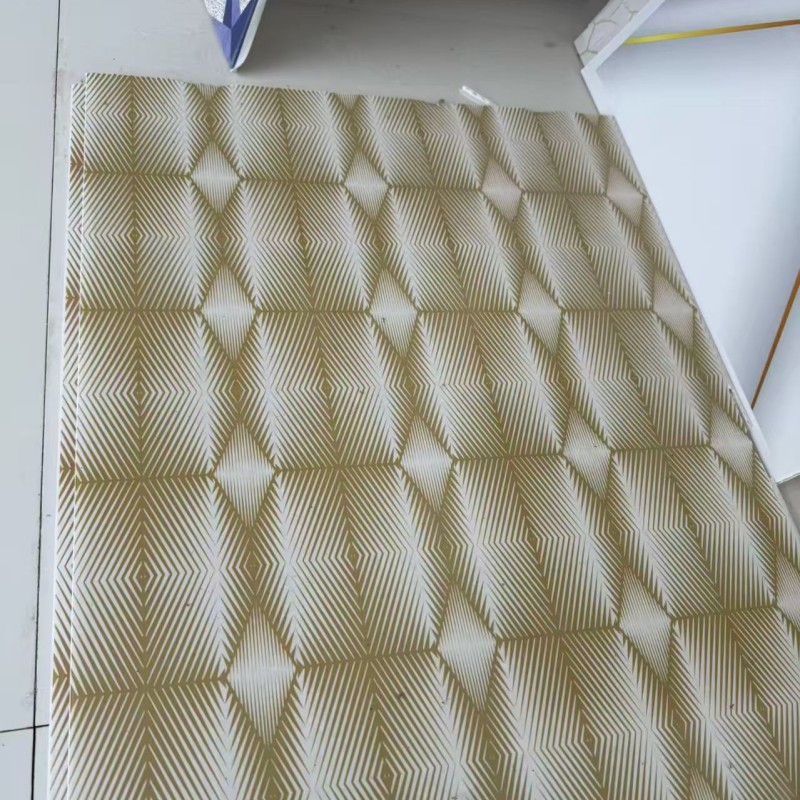 China Premium 8mm Ivory White PVC Ceiling Panel with Wood Grain Texture - Waterproof, Environmentally Friendly, Easy DIY Installation Suppliers, Factories