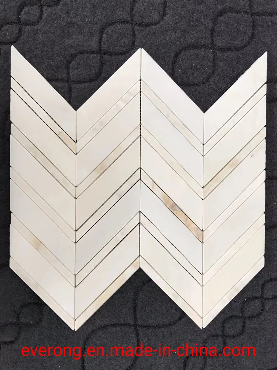 China Mixed Marble Chevron Mosaic Tile for Kitchen Backsplash