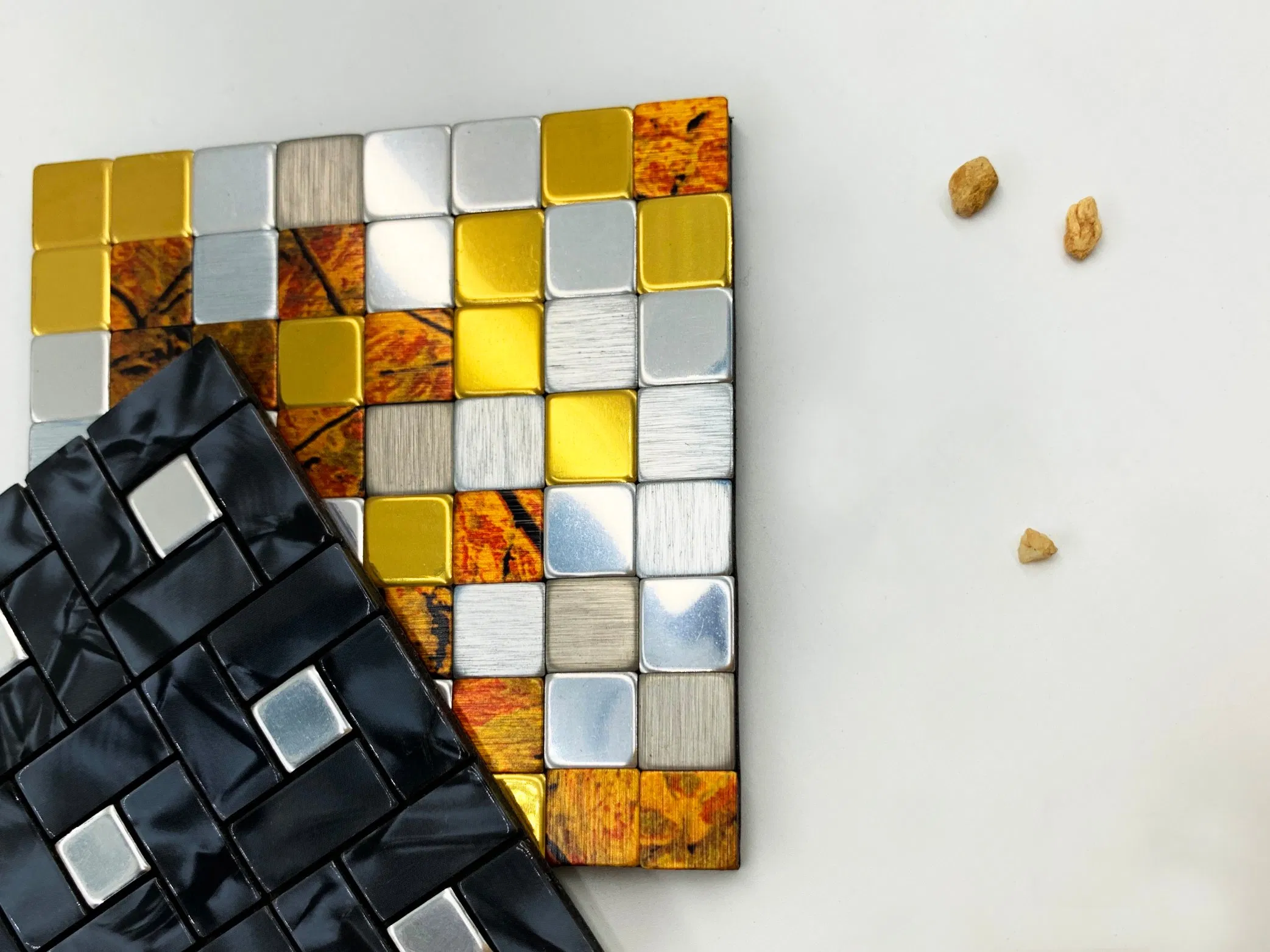 Factory Sale Aluminium Mosaic Tile, Self-Adhesive Metal Backsplash Peel and Stick Tile for Kitchen Customized Pattern High Quality Easy Installatiaon